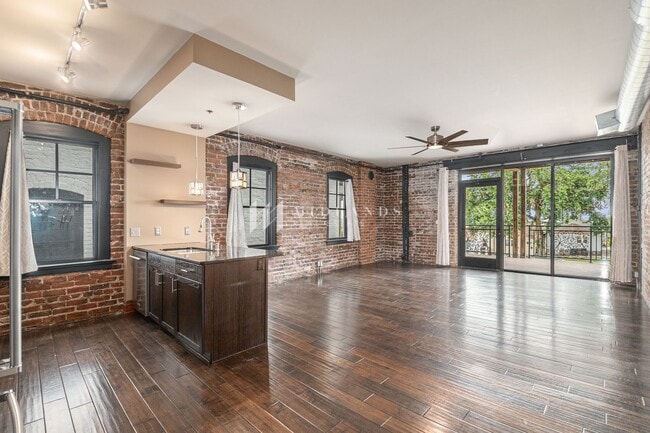 Photo - Stunning Downtown Condo