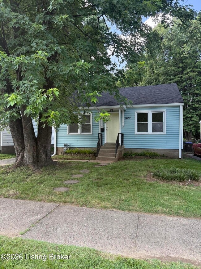 Building Photo - 1637 Thornberry Ave