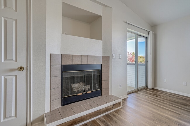 Building Photo - Copper Ridge Rental