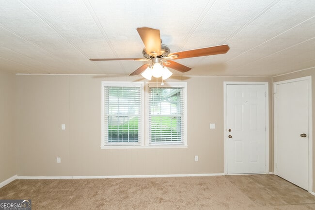 Photo - 1101 Adrian Cir SW