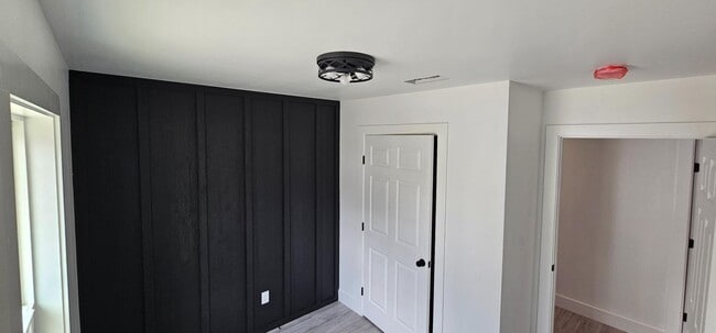 Photo - 1513 N Springfield St