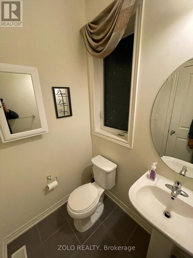 Photo - 17 Kempsford Cres