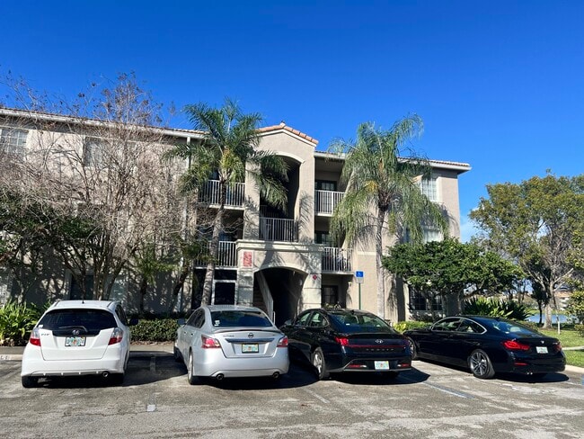 Building Photo - 5001 Wiles Rd Unit 205 Rental