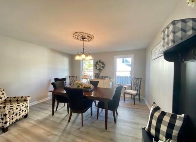 105 N 12th St
