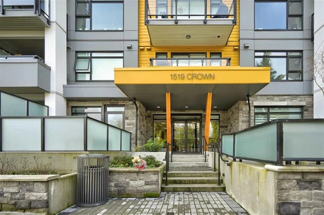 Photo - 1519 Crown St Unit 7