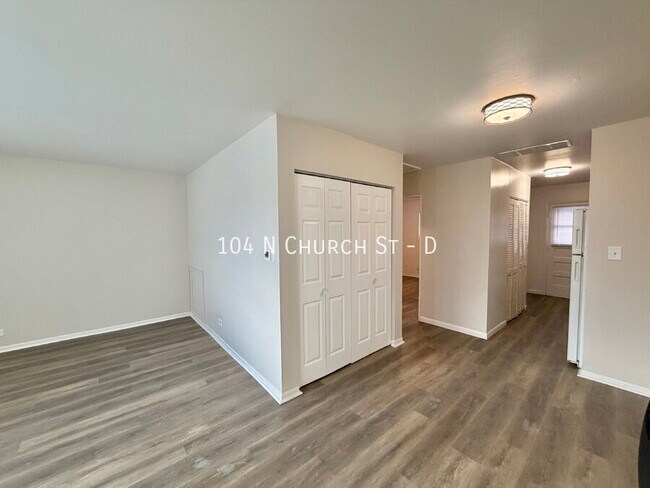 Photo - 104 N Church St Unit D