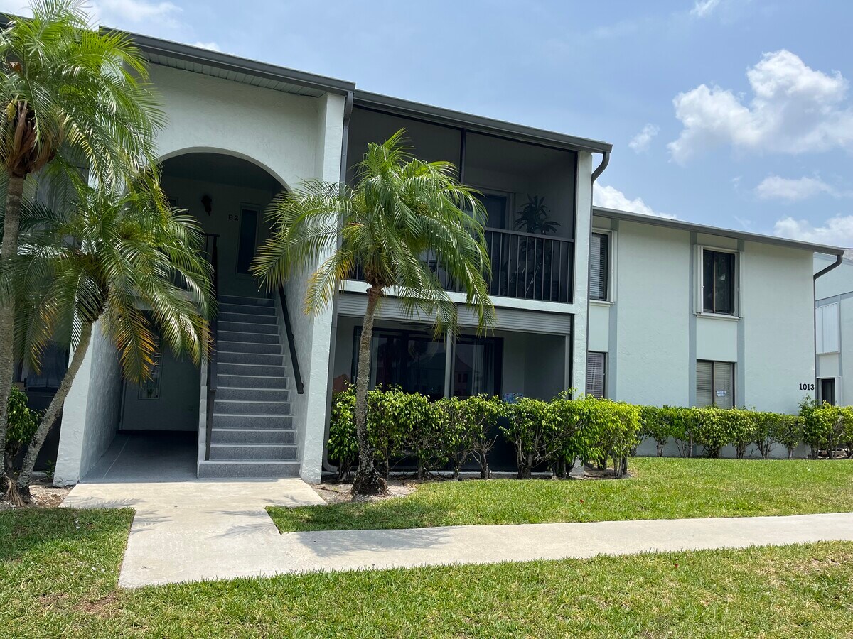 Photo - 1013 Green Pine Blvd Unidad B2