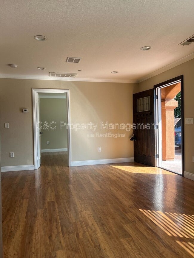 Photo - 1445 1/2 South Sunol Drive