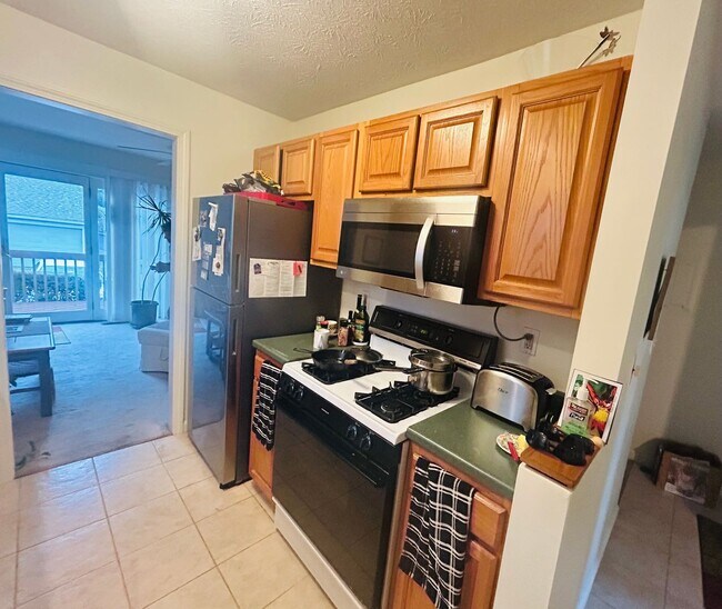 One Bedroom Condo COMING SOON in scenic Po... Condo for Rent in