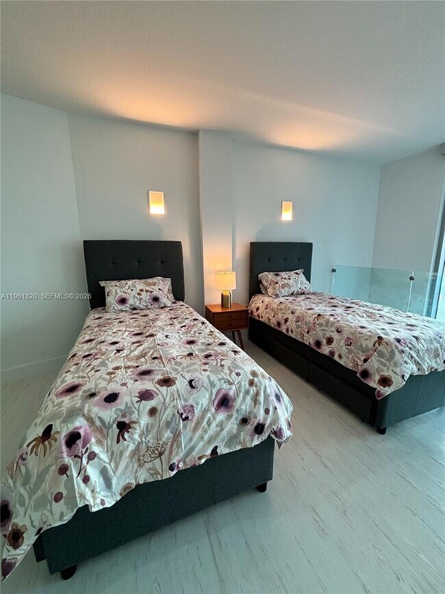 Photo - 92 SW 3rd St Unit 510