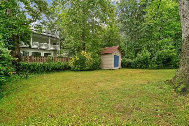 Photo - 3003 Blueford Rd