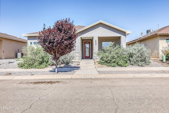 Photo - 6557 Toivoa Pl