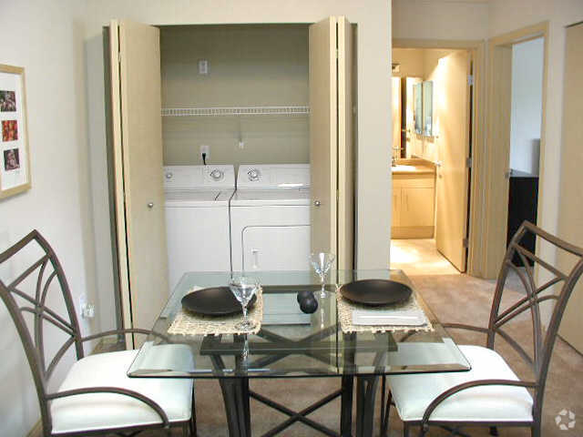 Dining Room - Springfield Meadows Apartments