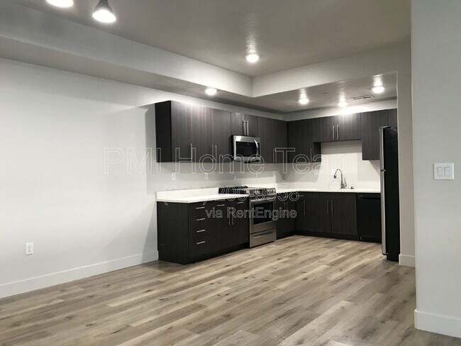 Photo - 2874 Kiesel Ave Unit 202