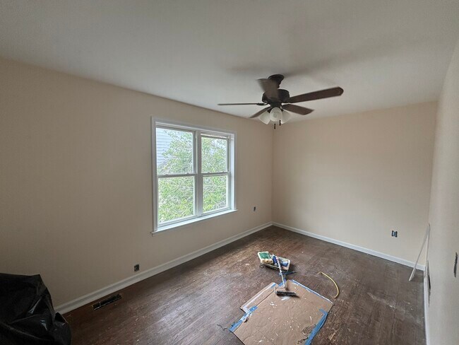 Photo - 415 Market St