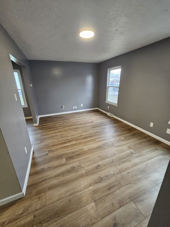 Photo - 7305 Carson Ave