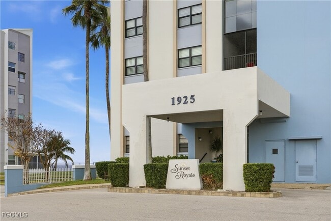 Photo - 1925 Clifford St Unit 101