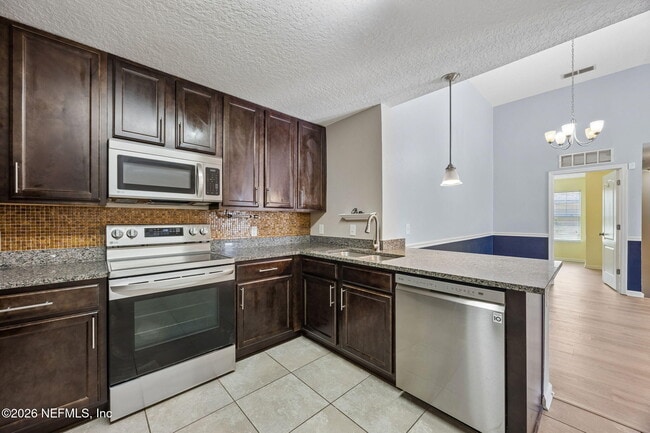 Photo - 201 Larkin Pl Unit 105
