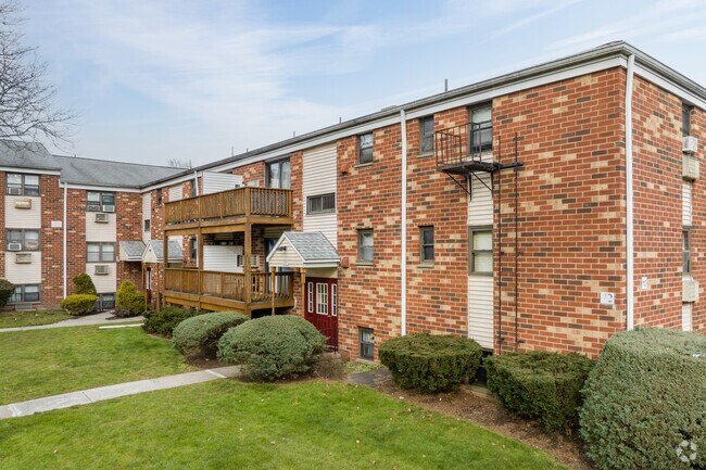 Photo - Park Towers Cooperative