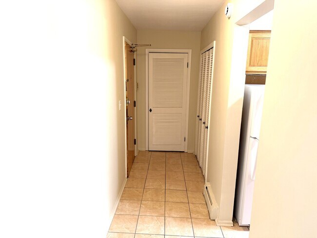 Photo - 8440 Skokie Blvd