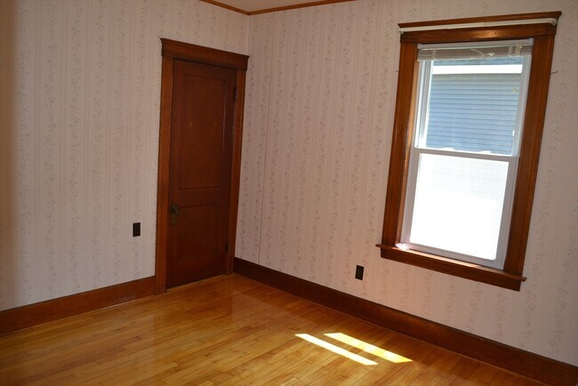 43 Sterling St Unit 2