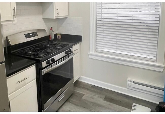 Photo - 648.5 W Roscoe St Unit 2S