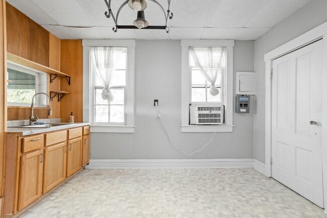 Cocina - 539 Fletcher Ave