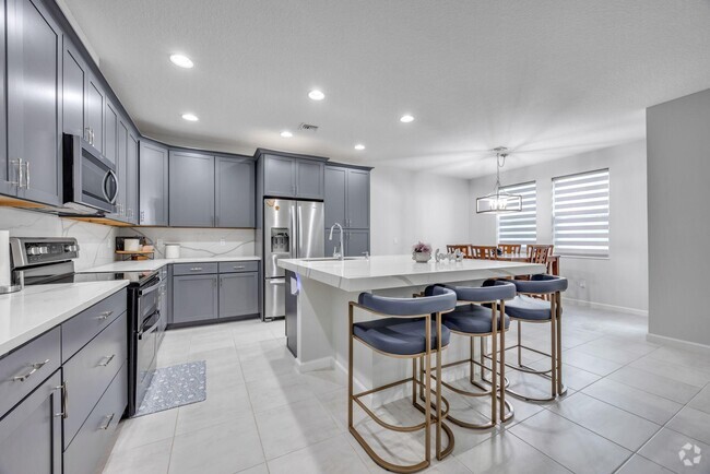 Building Photo - 16369 Oakview Dr Rental