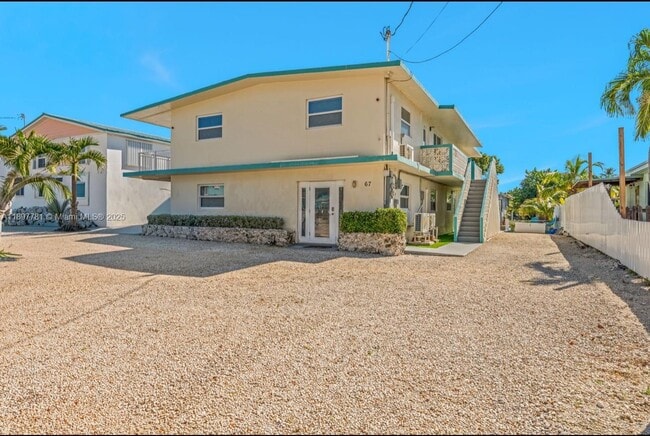 Building Photo - 67 Coral Dr Unit 1