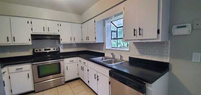 Photo - 2-Bedroom, 2-Bathroom Home, Orlando/Waterford/UCF Great Location!!