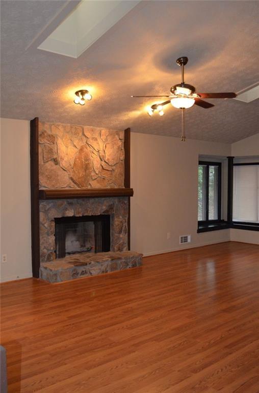 Photo - 2745 Peachtree Walk