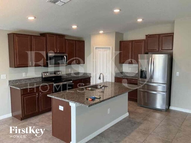 Photo - 6117 Tremeza Pl