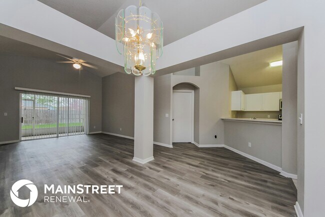 3411 Cypress Point Cir