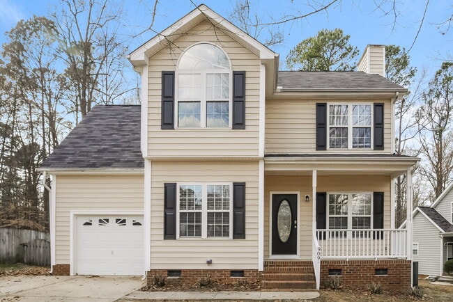 Building Photo - 909 Lotus Ln