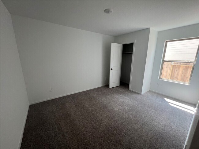 Building Photo - 14780 South Ascot Bend Circle