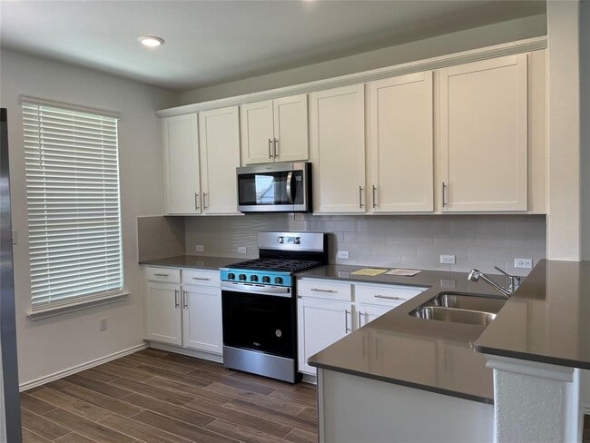 Photo - 252 Redonda Dr