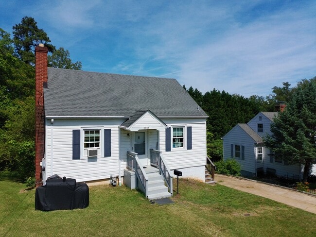 Building Photo - 1505 Broad Ave Unit A
