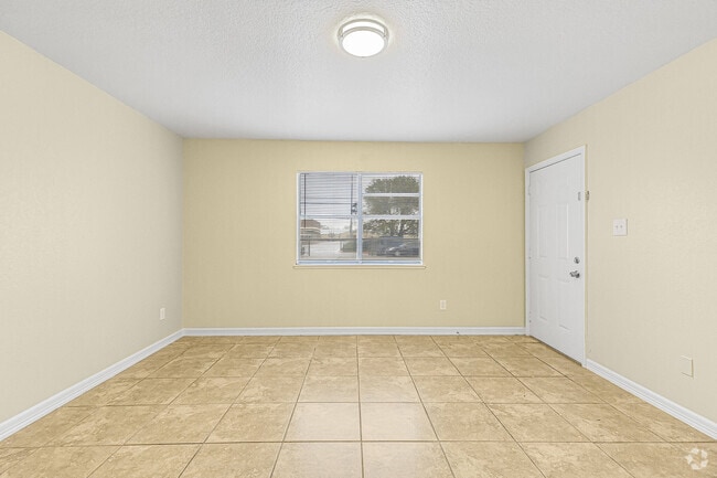 Building Photo - 230 E Virginia St Unit 1 Rental