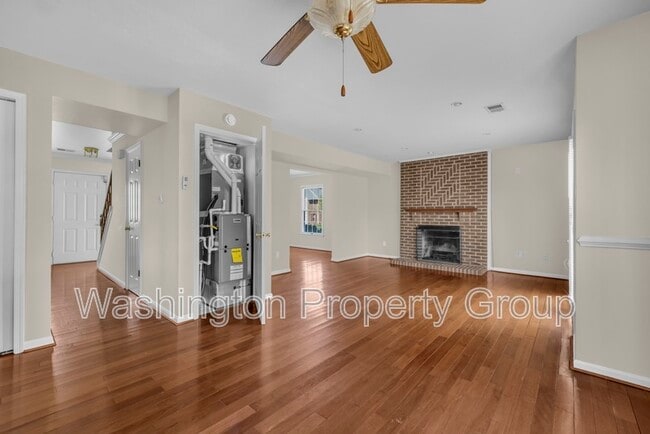 Building Photo - 5602 Grouper Ct