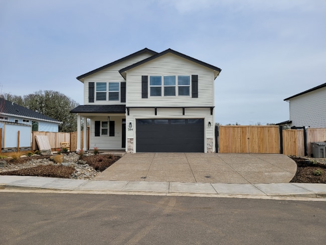 394 NW Coast Mountain Dr