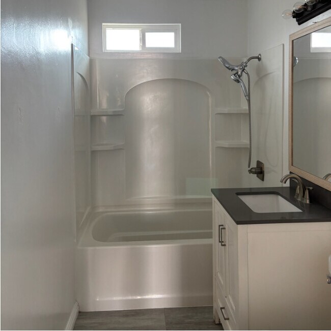 Photo - 2603 Tulare Ave