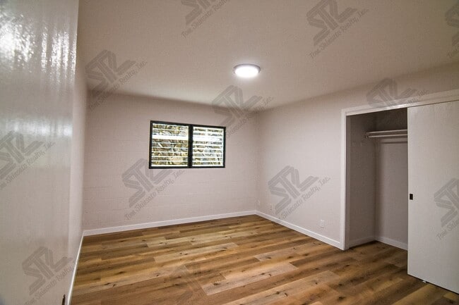 Photo - 4 bedroom, 3 bath attached home.