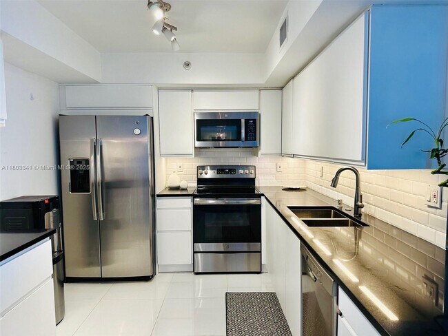Photo - 19101 NE 36th Ct Condo