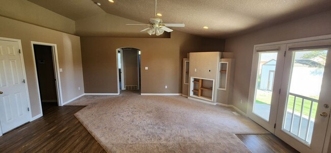 Photo - ALL PROSPECTIVE TENANTS MUST SUBMIT A $58 ...