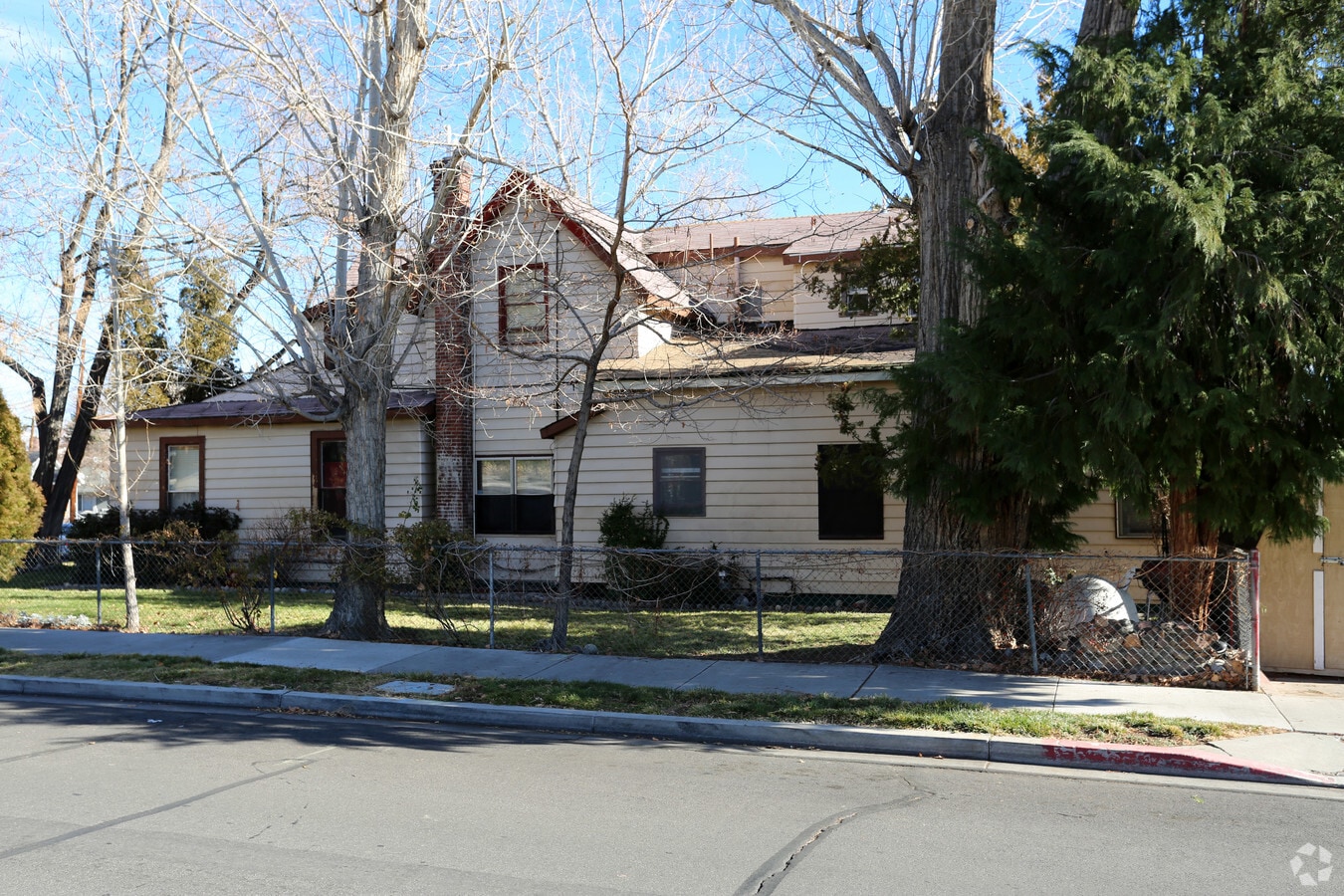 Photo - LaRue Apartments