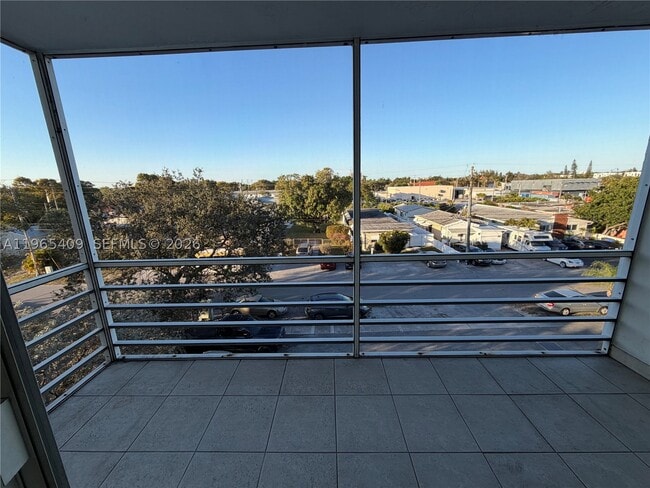 Photo - 1830 Dixianna St Unit 406