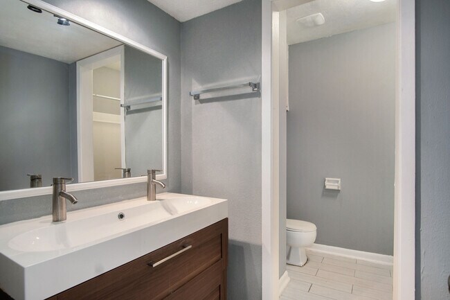 Bathroom - 3300 S College Ave