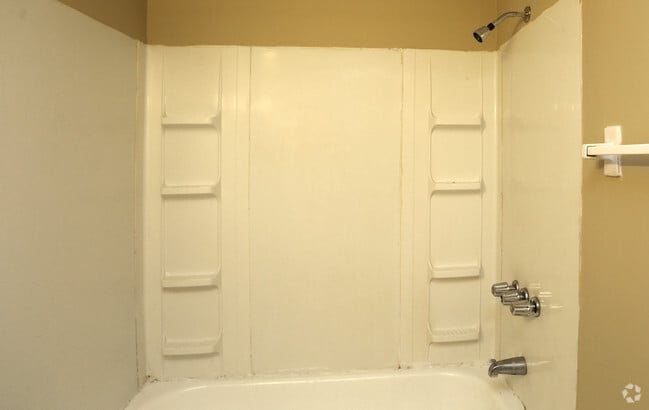 Williamsburg Place Apartments