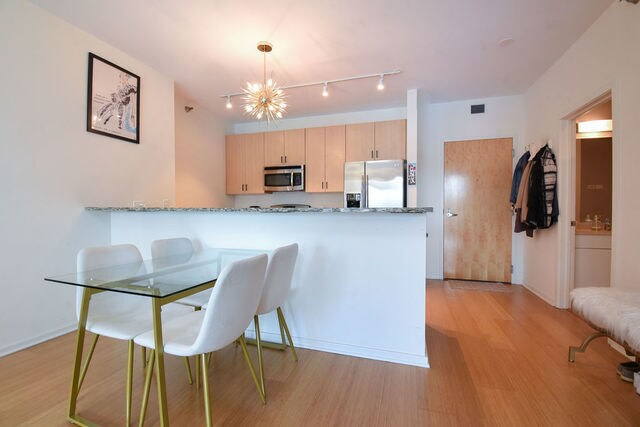 Photo - 123 S Green St Unit 602B
