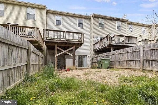 Photo - 209 Clint Ln